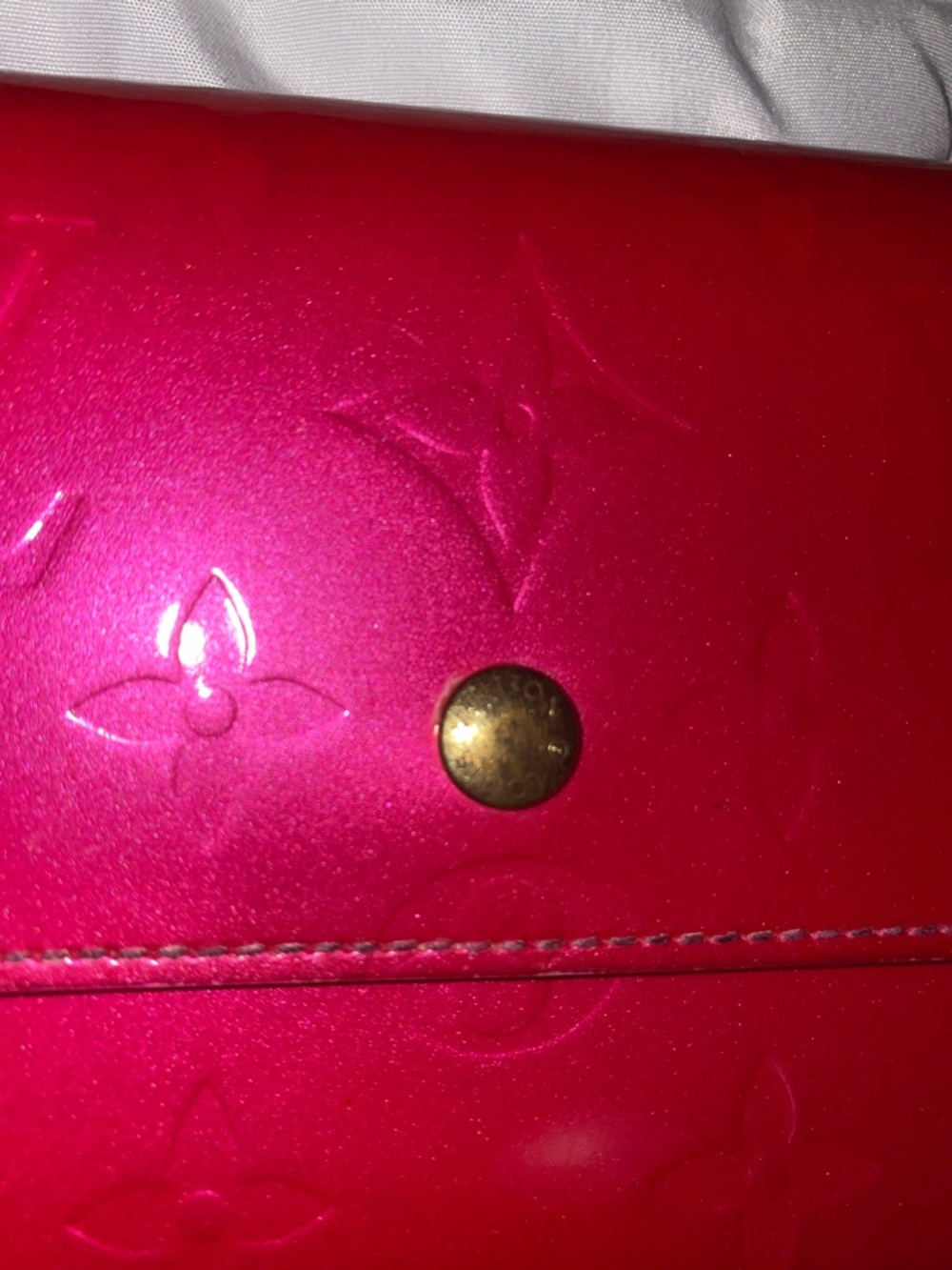 Louis Vuitton Fuchsia Vernis Monogram Continental Wallet - Picture 3 of 12